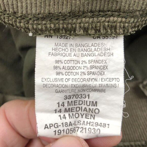 Lee Women Cargo Shorts Size 14 Medium Utility Relaxed Fit Outdoors Cropped Green - Picture 4 of 16